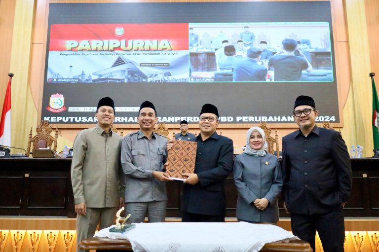 APBD-P 2024 Disahkan, Donny Pomanto Ajak DPRD Makassar Dukung Penguatan Ekonomi