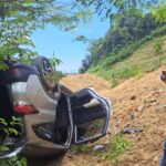 Dua Minibus Tertimbun Longsor di Jalur Kebun Kopi Parimo