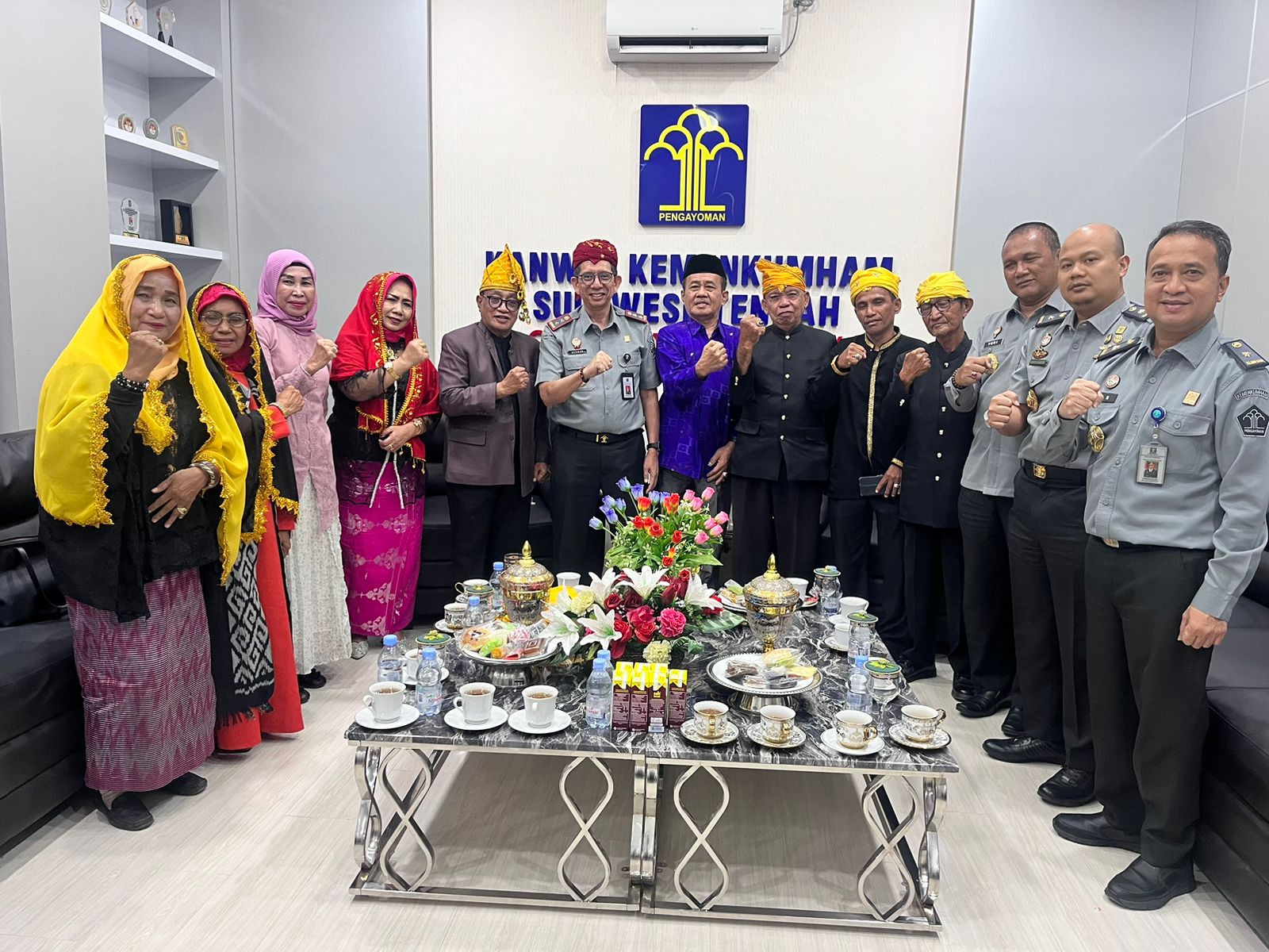 Kakanwil Kemenkumham Sulteng Dianugerahi Gelar Adat Tadulako