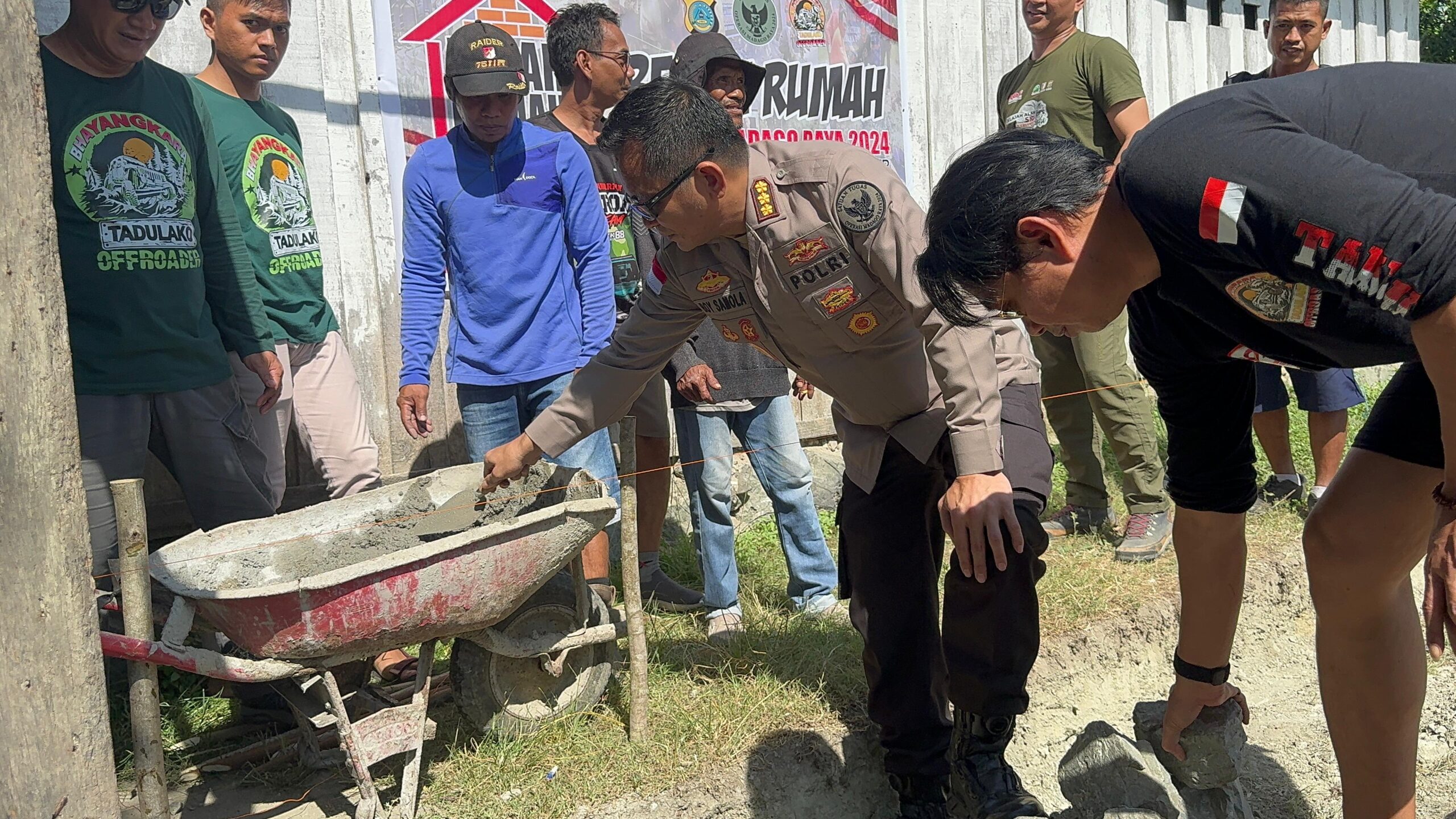 Satgas Madago Raya Bangun Rumah untuk Warga Sigi yang Lumpuh