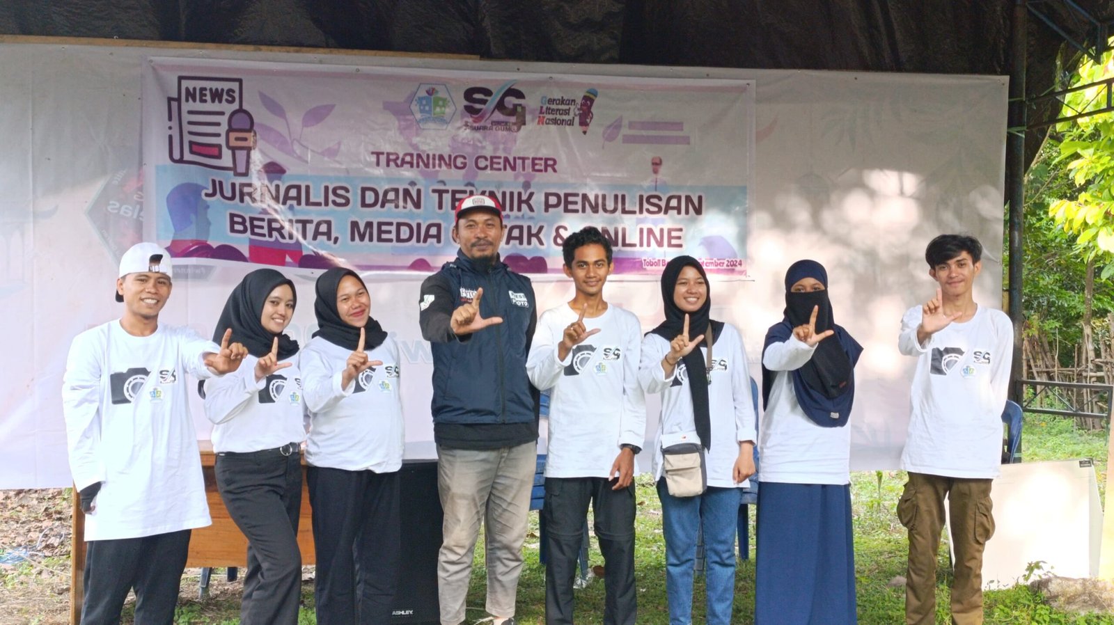 Pemdes Toboli Barat Gelar Training Center Jurnalis dan Teknik Penulisan Berita