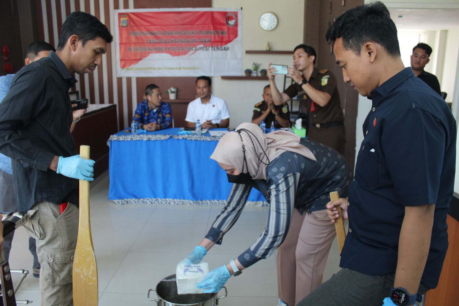 Polda Sulteng Musnahkan 1.016,45 Gram Sabu Hasil Sitaan di Donggala