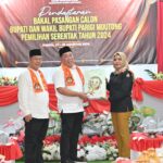 Nizar-Ardi Janji Bangun Sekolah Sepak Bola hingga Menata Ibu Kota Kabupaten Parimo