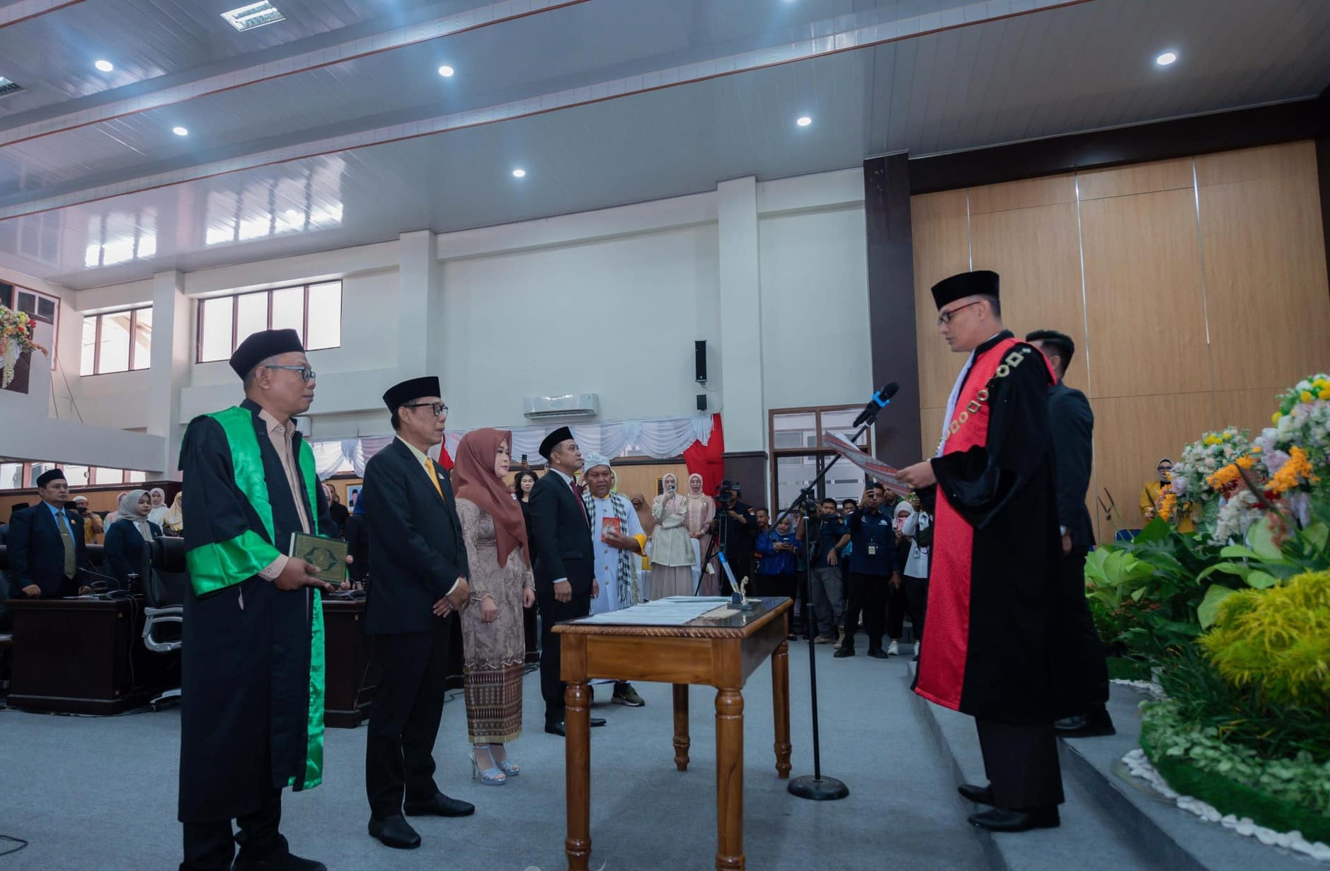 Hadiri Pelantikan Pimpinan DPRD, Begini Pesan Pjs Bupati Banggai
