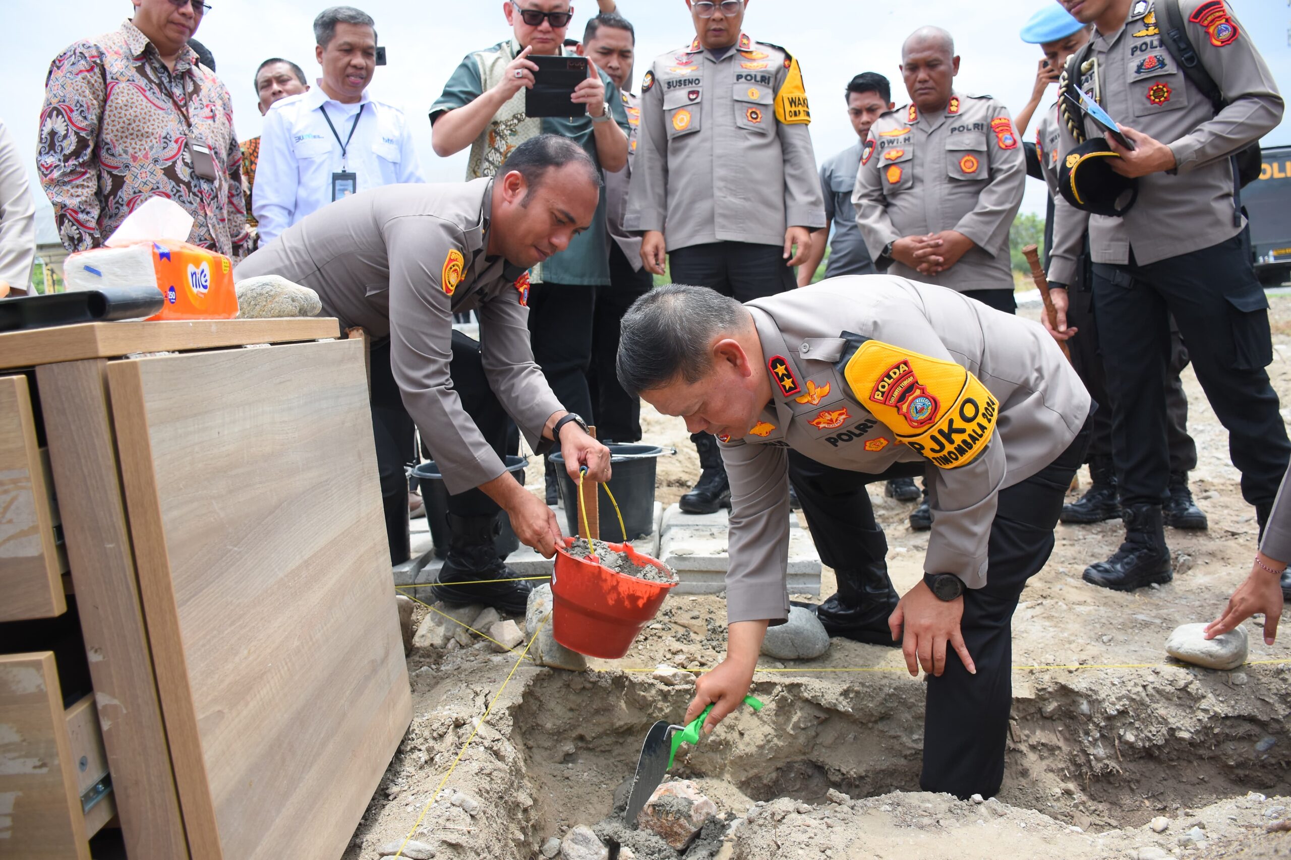 Kapolda Agus Nugroho Letakan Batu Pertama Perumahan PNPP Polda Sulteng