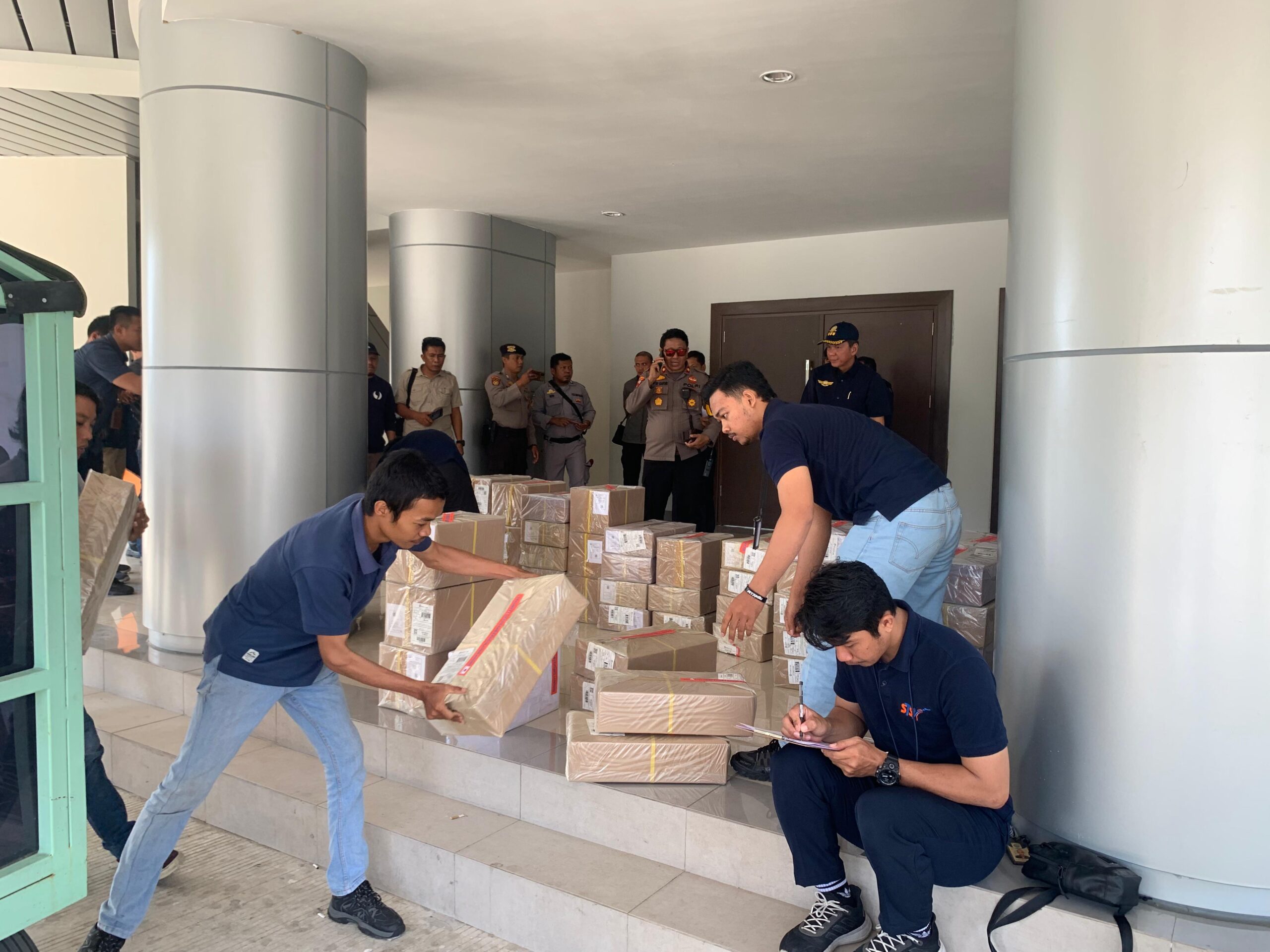 Satgas OMP Tinombala 2024 Pastikan Surat Suara Pilkada Aman Sampai Tujuan