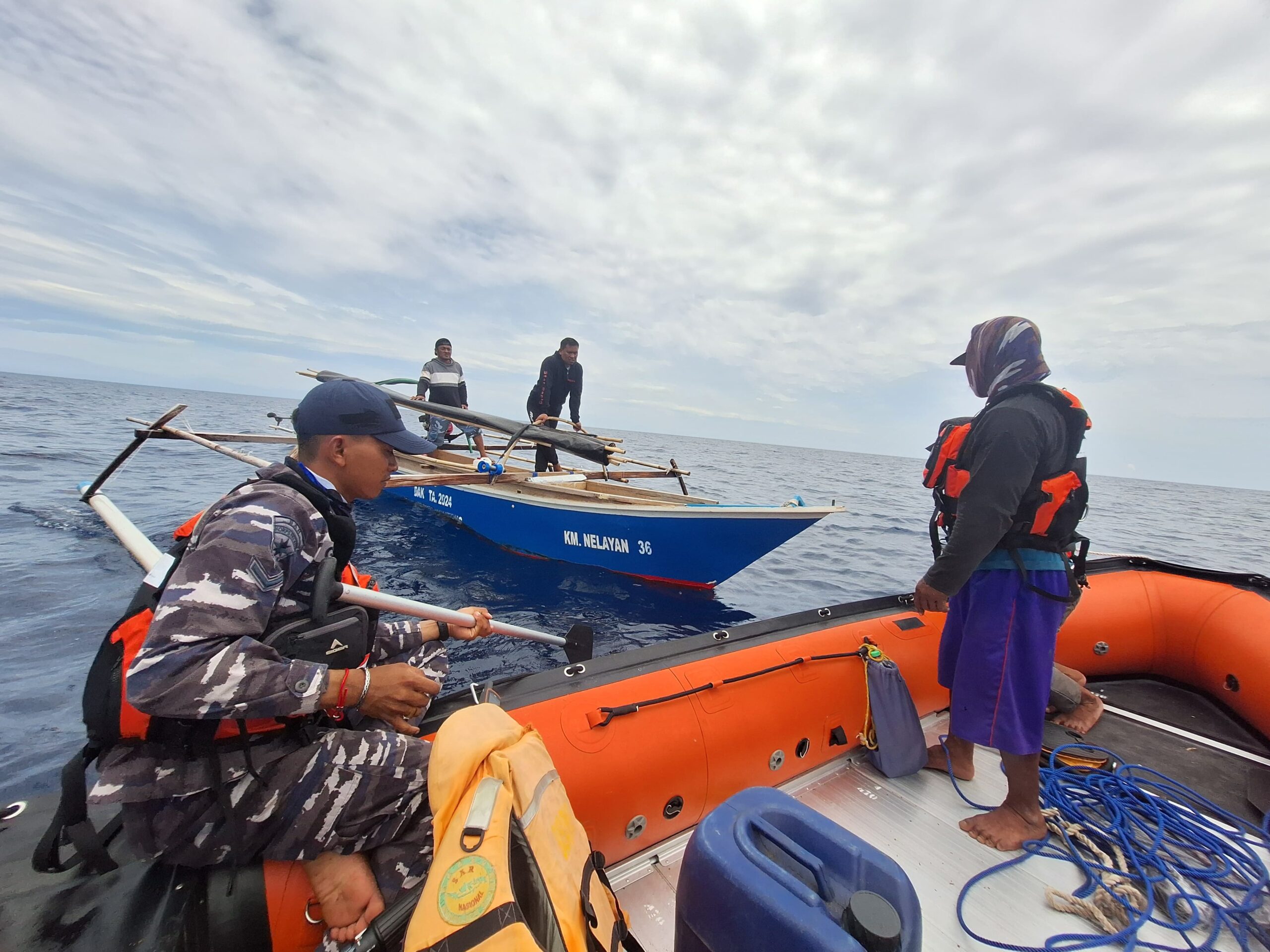 Tim SAR Lakukan Pencarian Nelayan Hilang di Perairan Teluk Tomini