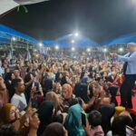 Disukai Warga, Ahmad Ali Dikerumuni Anak-anak hingga Lansia Saat Berkunjung di Morut