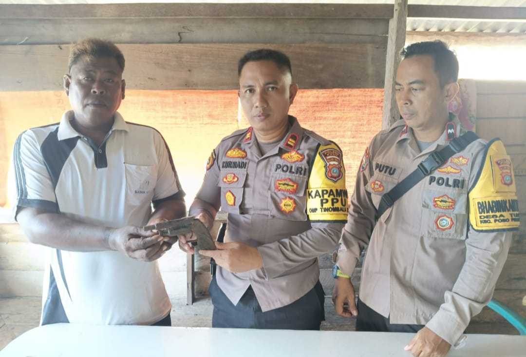Nelayan di Poso Temukan Senpi Rakitan di Pantai Tumora