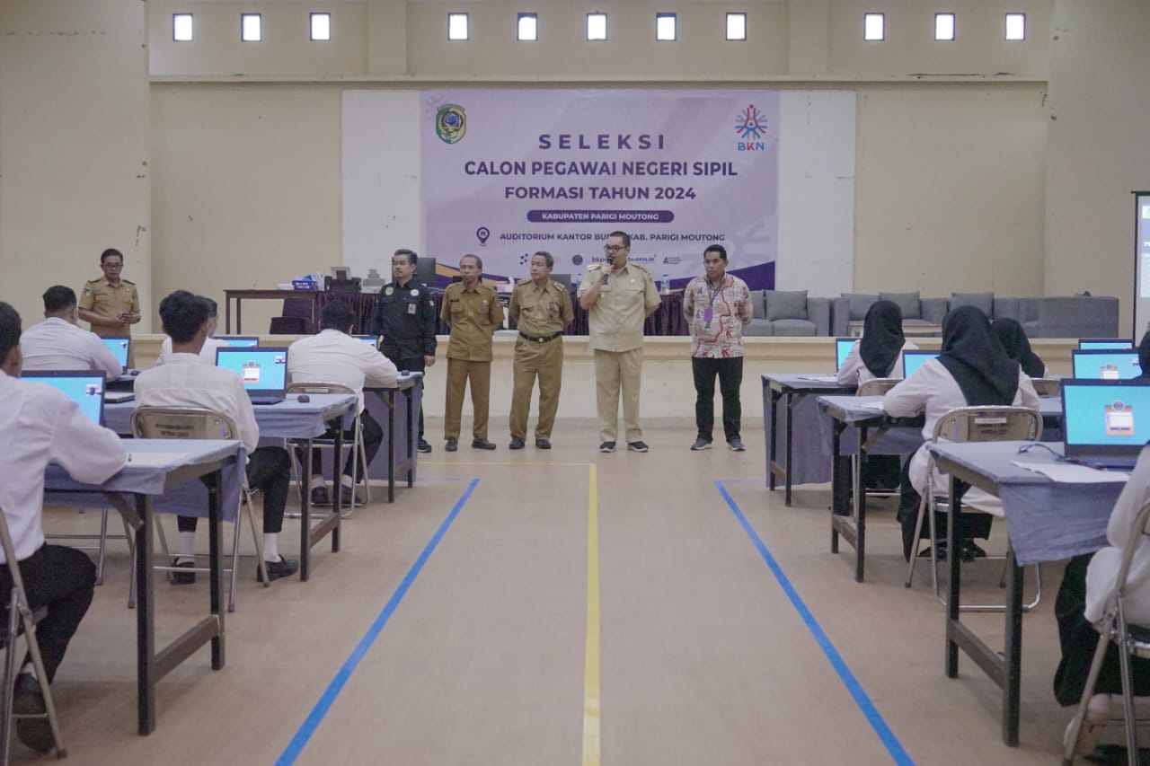 Pj Bupati Parimo Pantau Ujian Tes Seleksi CPNS, Diikuti 797 Peserta