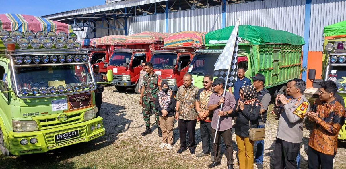 KPU Parimo Mulai Distribusi Logistik Pilkada ke 12 Kecamatan