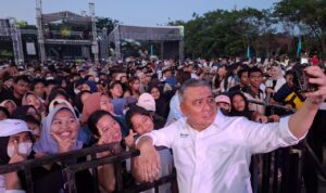 Puluhan Ribu Warga Banjiri Kampanye Terakhir BERAMAL di Kota Palu