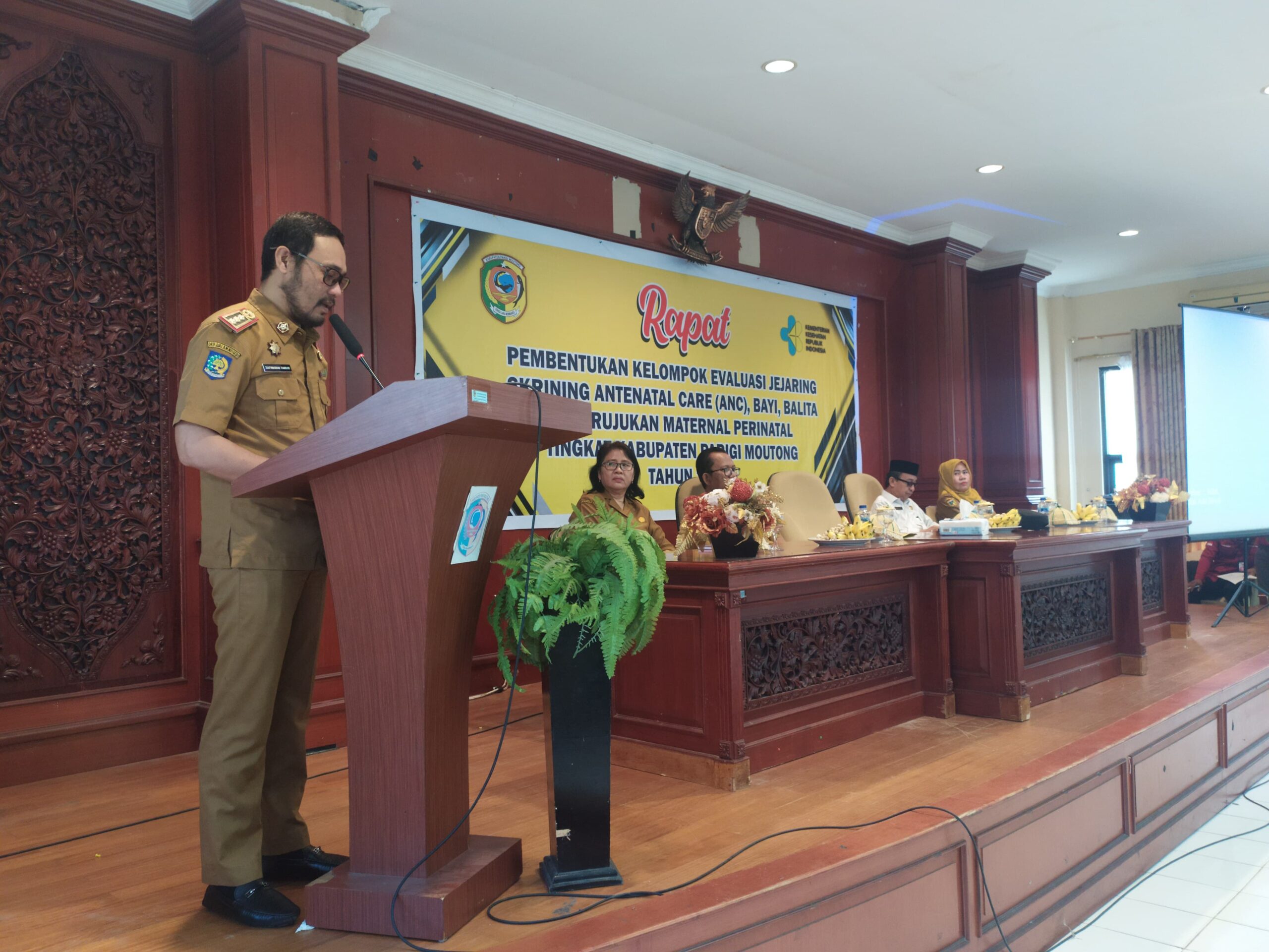 Dinkes Parimo Gelar Rapat Pembentukan Kelompok Evaluasi Jejaring Ibu dan Anak