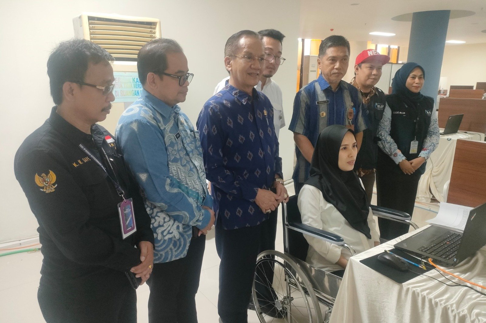 Tinjau Ujian CPNS dan PPPK di Sulteng, Longki Apresiasi Semangat Peserta yang Hamil 9 Bulan