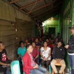 Siswa di Dusun Wau Sigi Jalan Kaki Berjam-jam Menuju ke Sekolah
