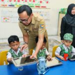 MBG Resmi Dimulai, Wamendagri Optimis Bakal Bangkitkan Perekonomian Daerah