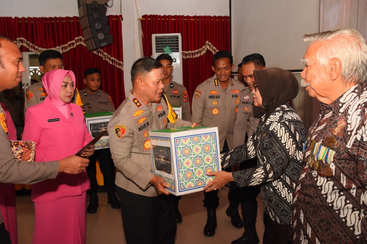 Kapolda Sulteng Minta Purnawirawan dan Warakawuri Tetap Jaga Nama Baik Polri