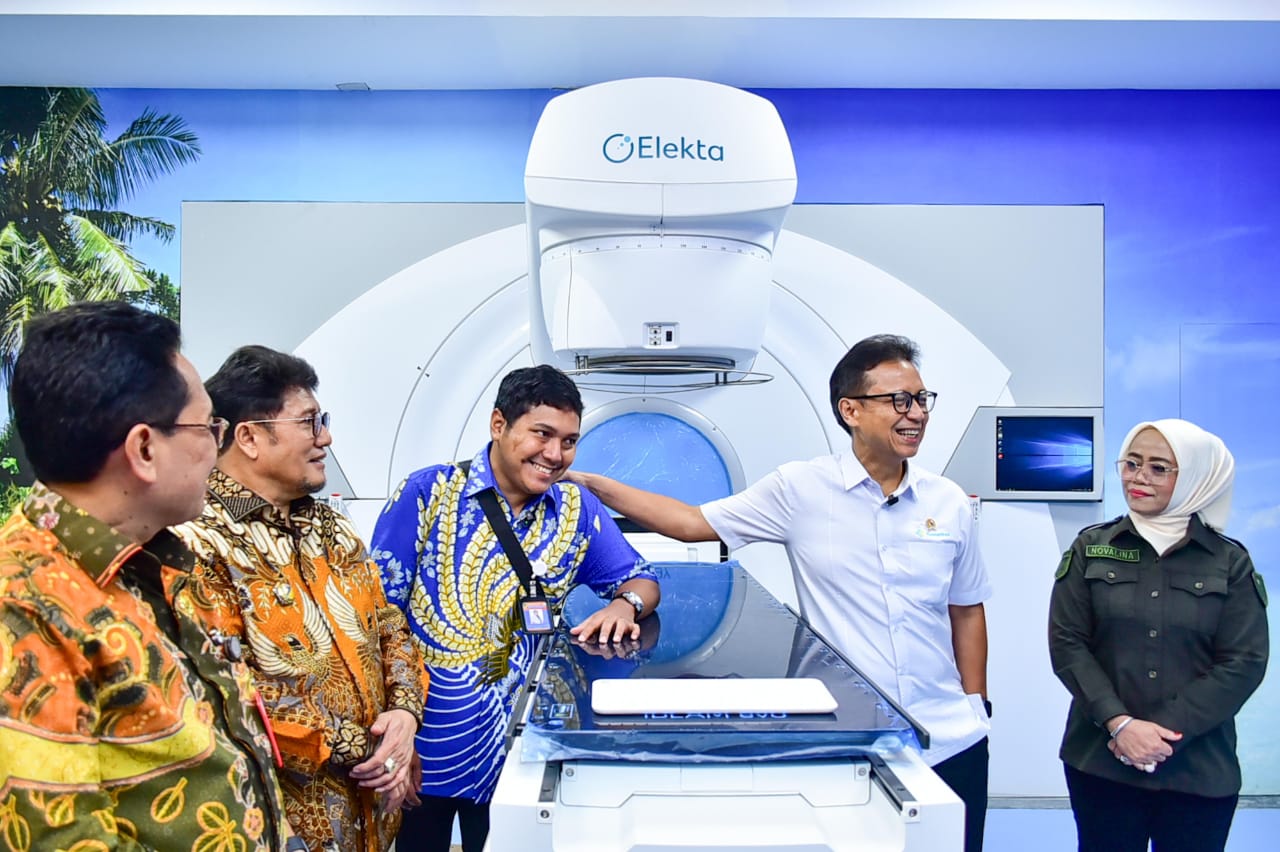 Menkes Resmikan Operasi Perdana Clipping Aneurisma di RSUD Undata Palu