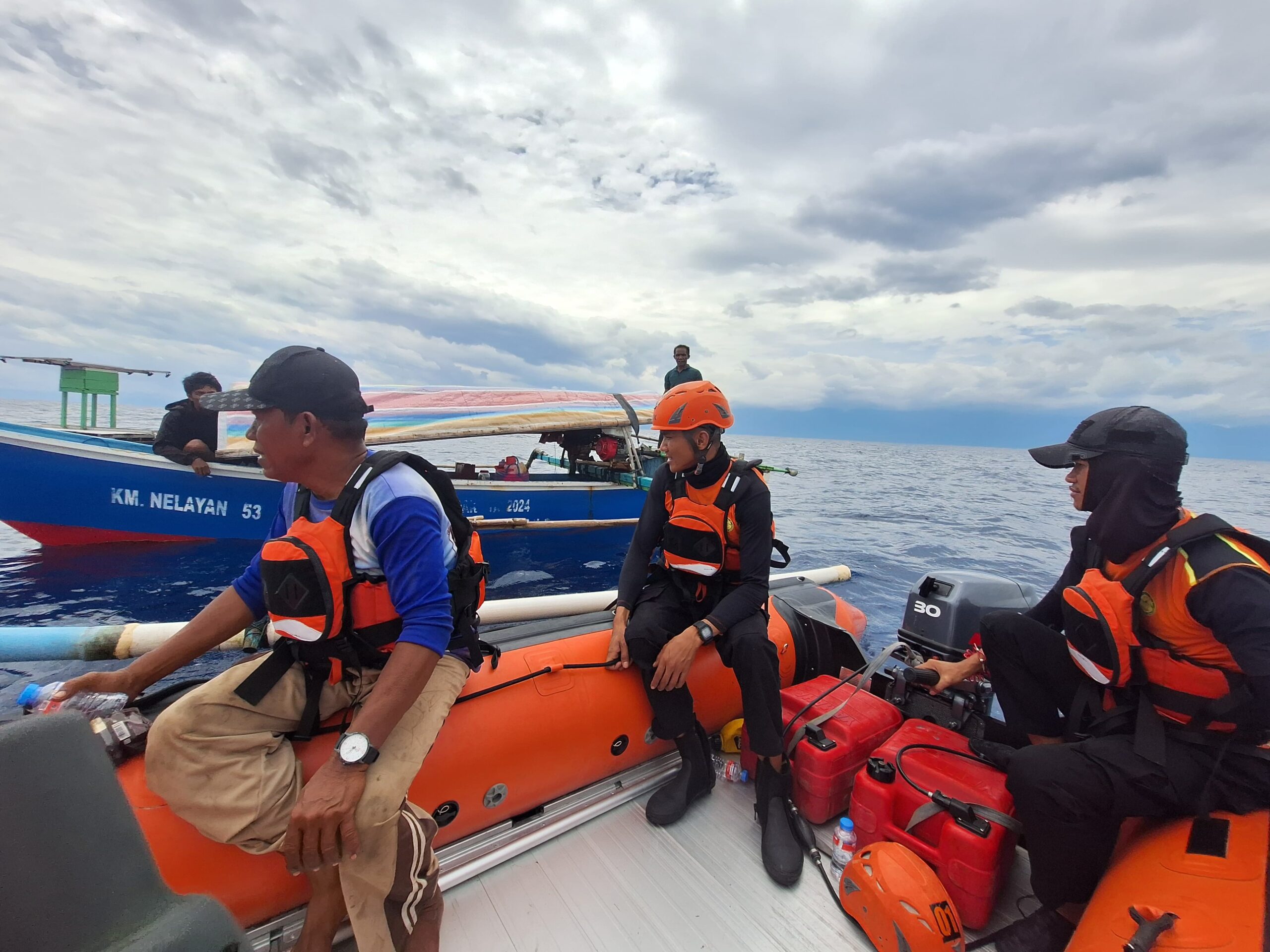 Belum Kembali dari Melaut, Nelayan di Parimo dalam Pencarian