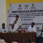 BAZNAS Kota Palu Serahkan Bantuan Uang Tunai dan Paket Sembako