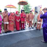 Tugas Sebagai Pj Gubernur Gorontalo Berakhir, Rudy Salahuddin Jalani Prosesi Adat Modepito