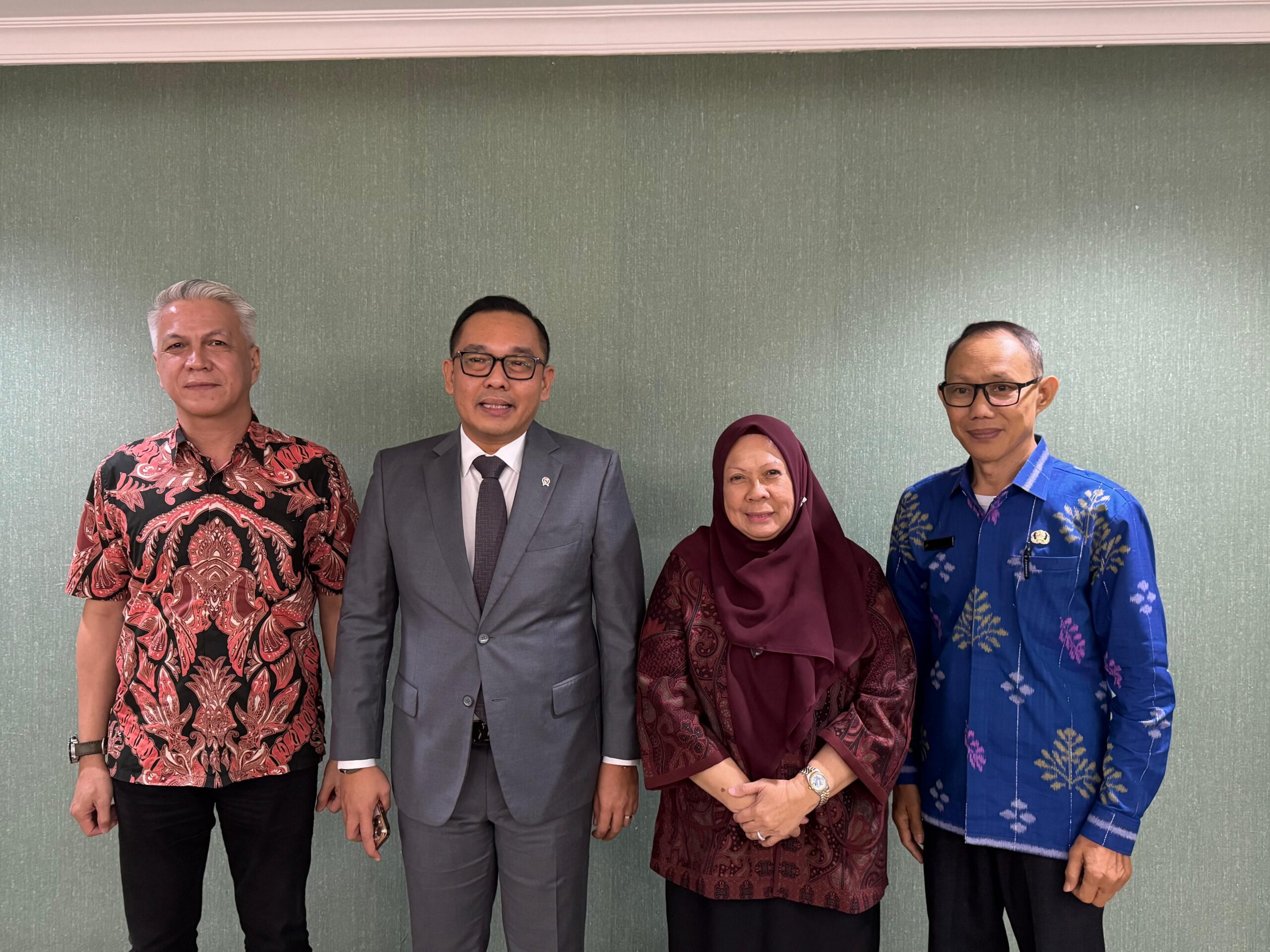 Wagub Sulteng Jajaki Potensi PAD dari Industri Smelter dan DBH