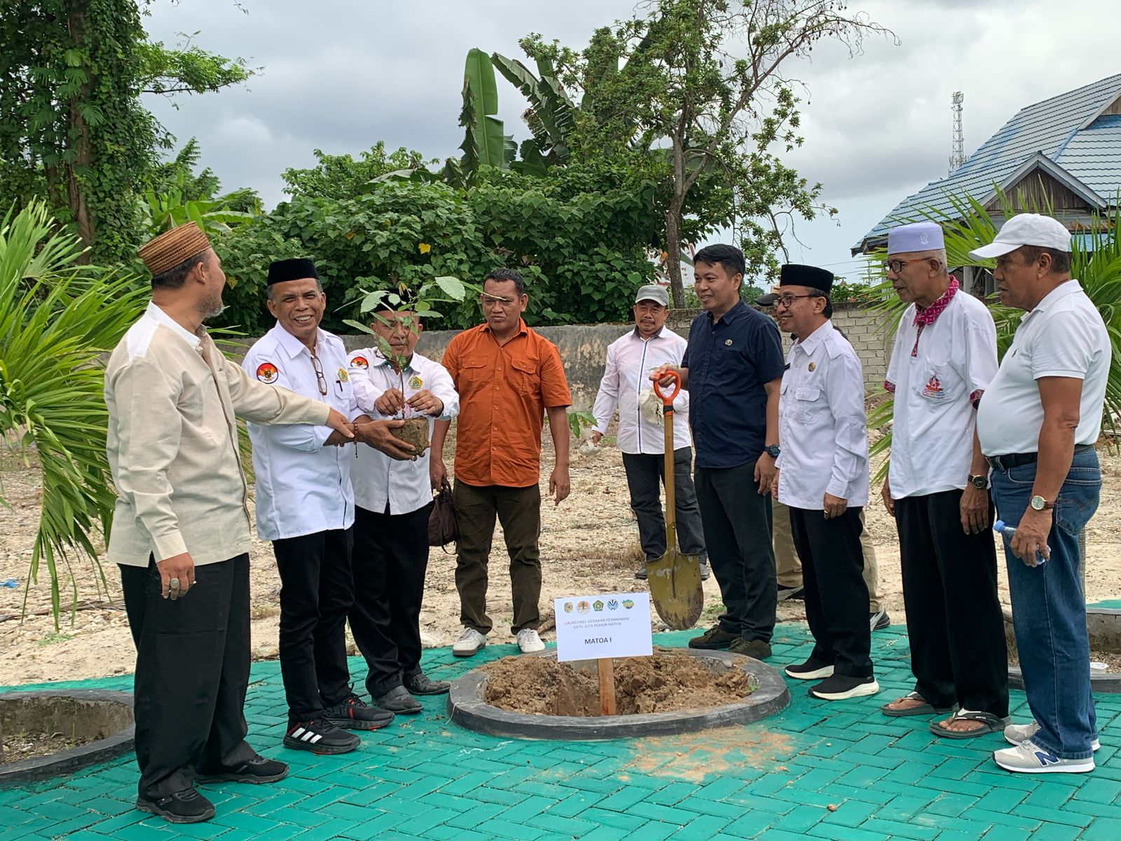 Pemda Parimo Dukung Gerakan Penanaman Satu Juta Pohon Matoa Kemenag RI