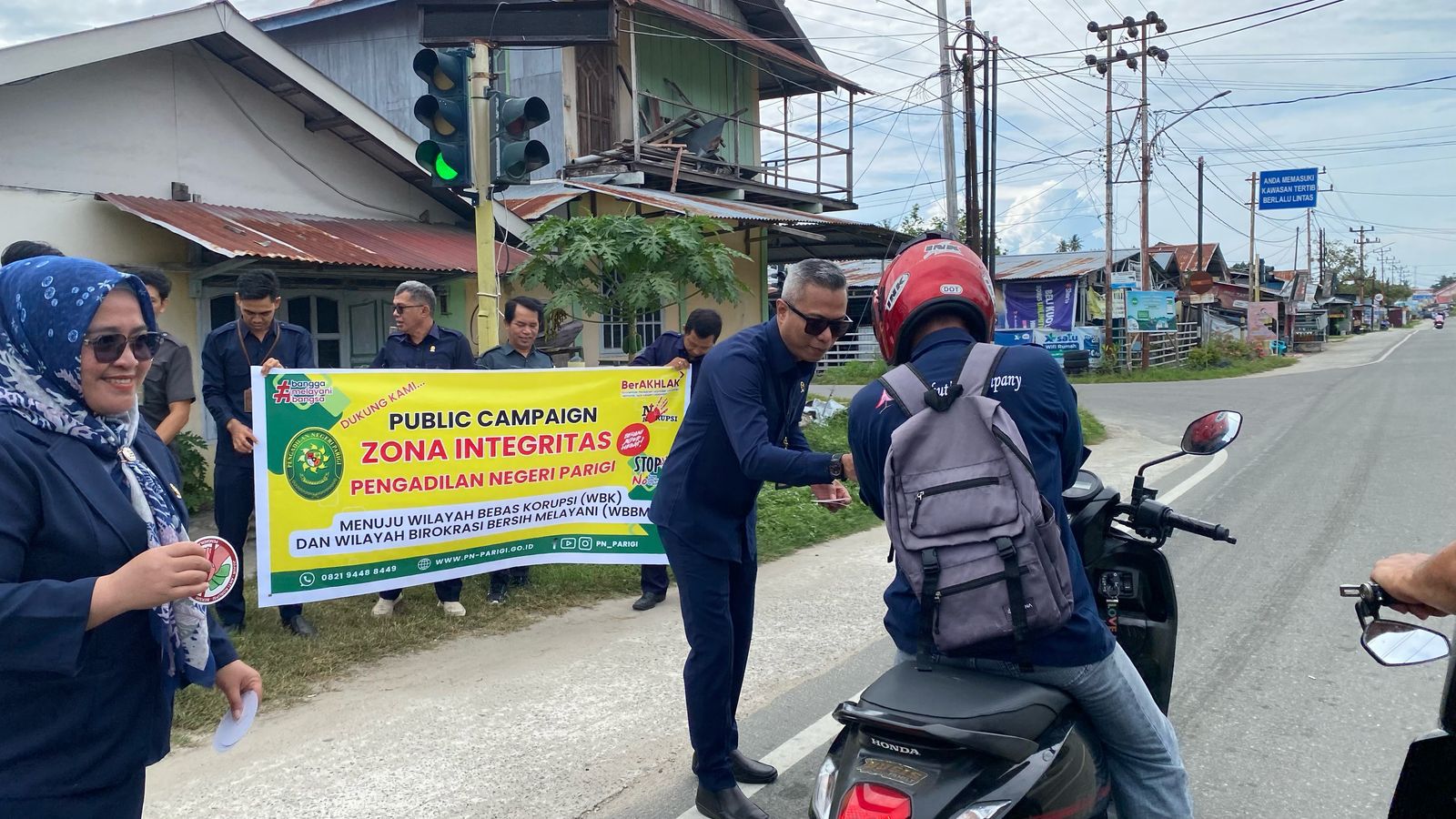 PN Parigi Gelar Aksi Public Campaign Anti Korupsi dan Gratifikasi