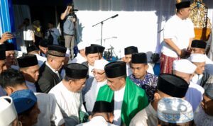 Jadi Khatib Salat Idulfitri, Anwar Hafid: Keberanian Sejati Lahir dari Keimanan yang Kokoh Jadi Khatib Salat Idulfitri, Anwar Hafid: Keberanian Sejati Lahir dari Keimanan yang Kokoh