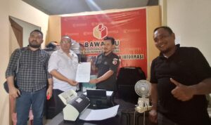Dinilai Tidak Konsisten, KPU Dilaporkan ke Bawaslu Parimo Dinilai Tidak Konsisten, KPU Dilaporkan ke Bawaslu Parimo