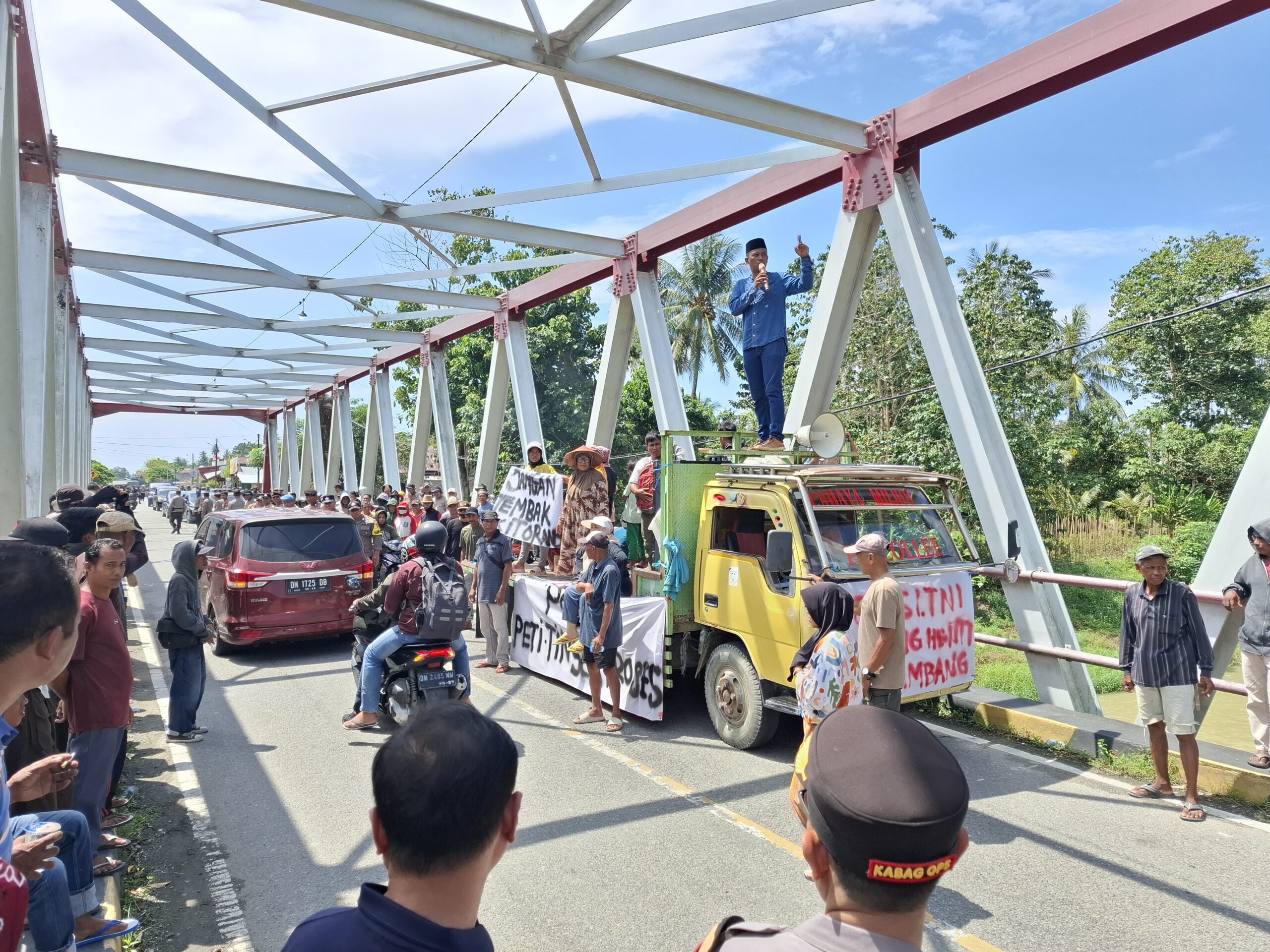 PRT Gelar Aksi Tolak PETI di Parimo, Ancam Blokade Jalur Trans Sulawesi