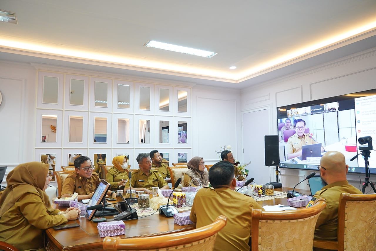 Wagub Reny Ungkap Tantangan Utama Penyelenggaran Perizinan di Sulteng