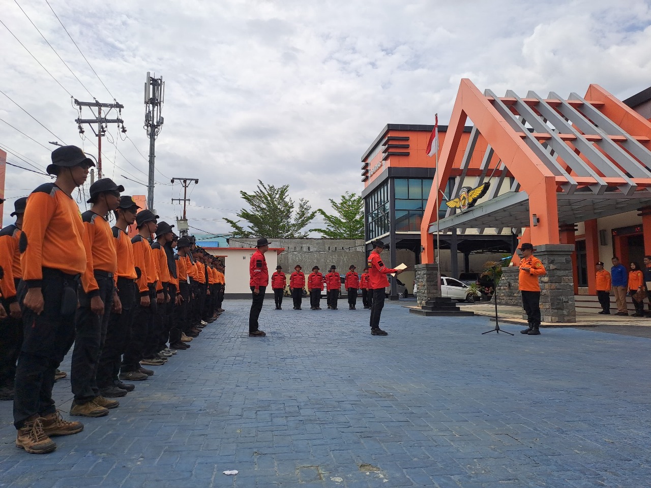 50 Peserta Dinyatakan Lulus dalam Pelatihan Jungle Rescue