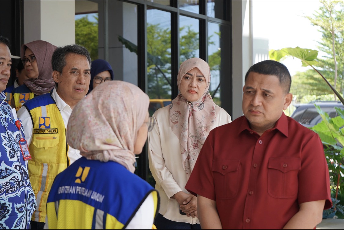 Wali Kota Makassar Dampingi Dirjen Cipta Karya PUPR Tinjau IPAL Losari