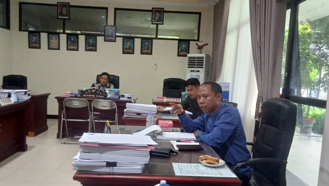 Duga Sejumlah OPD Main Anggaran, Anleg Parimo Arnold Geram