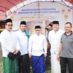 Bupati Amirudin Salurkan Hewan Kurban Presiden ke Warga Banggai