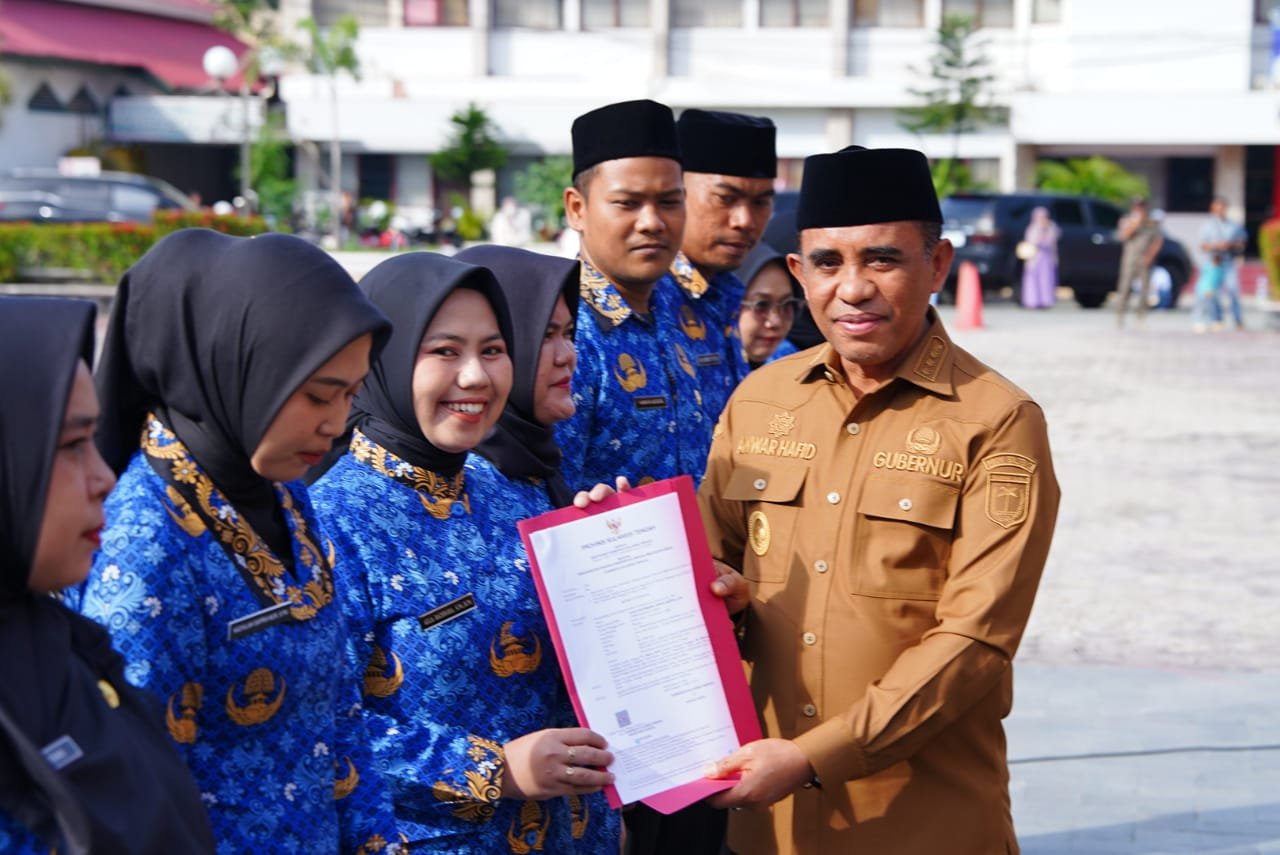 2.402 SK PPPK Diserahkan, Gubernur Sulteng Tekankan Loyalitas dan Disiplin