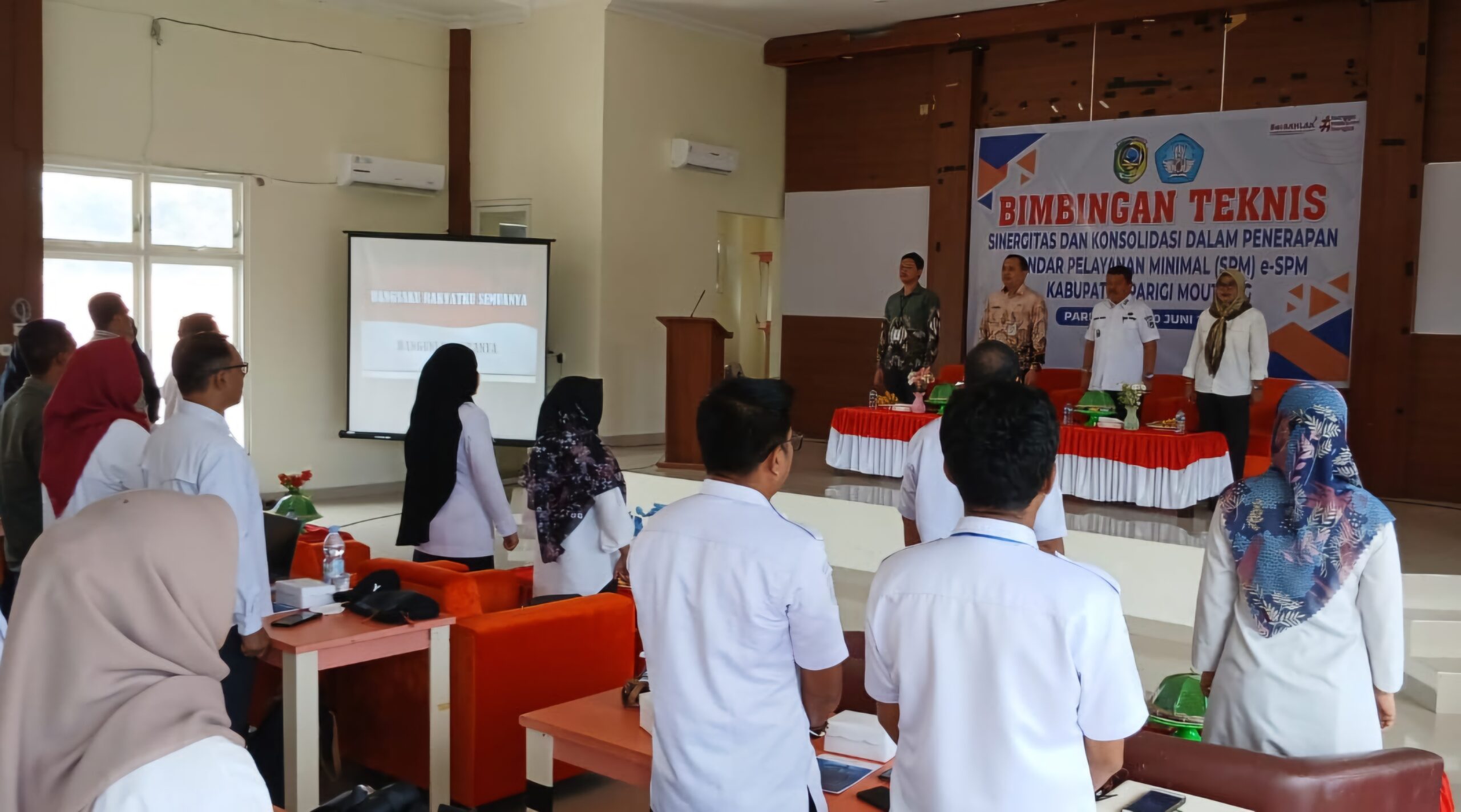 Disdikbud Parimo Gelar Bimtek Sinergitas dan Konsolidasi Penerapan SPM