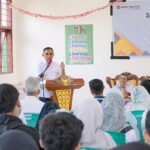 Akses Jalan Rusak, Gubernur Sulteng Janji Aspal Jalan Masuk SMKN 8 Palu Tahun Ini