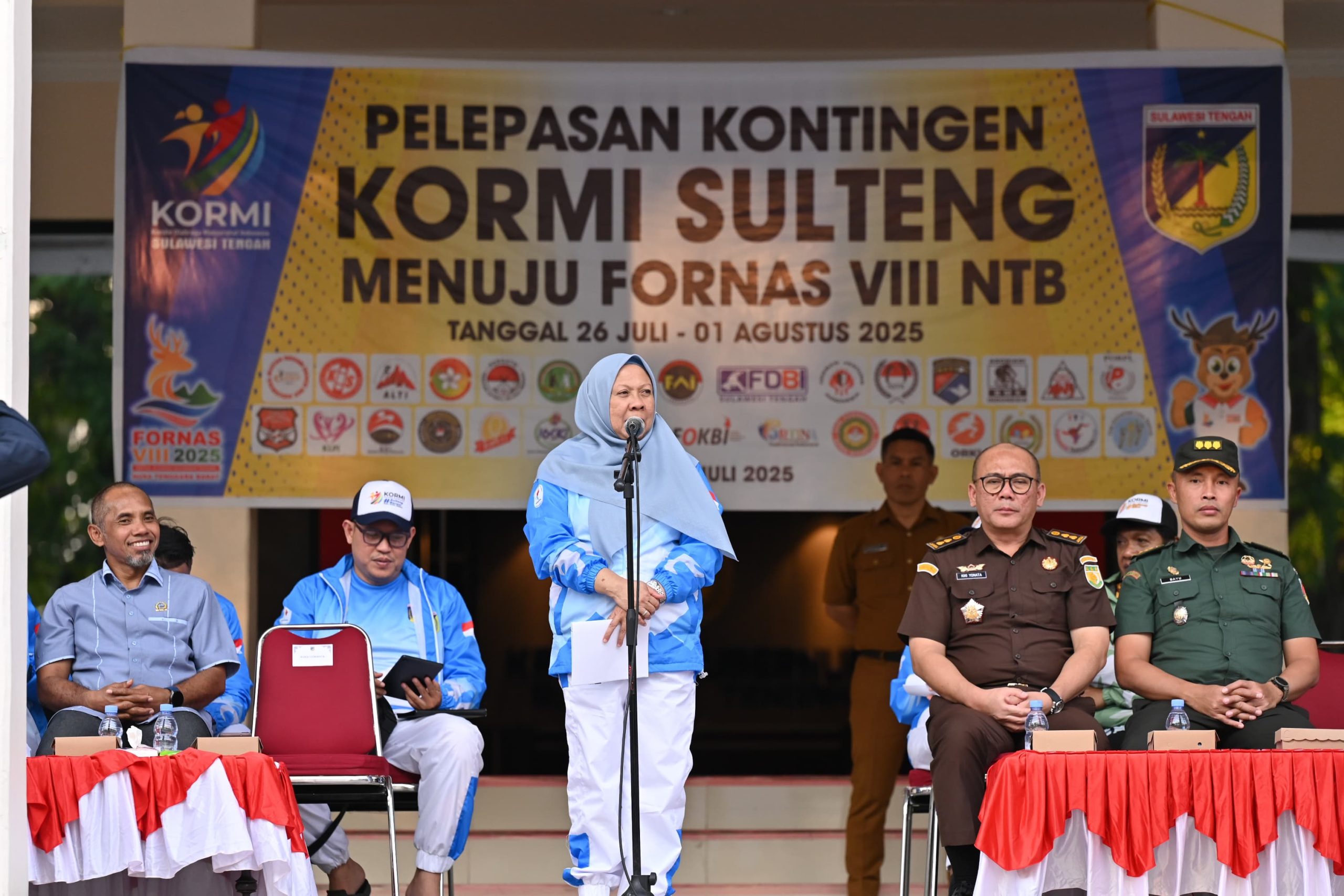 Wagub Sulteng Lepas 396 Pegiat Olahraga Masyarakat ke FORNAS VIII