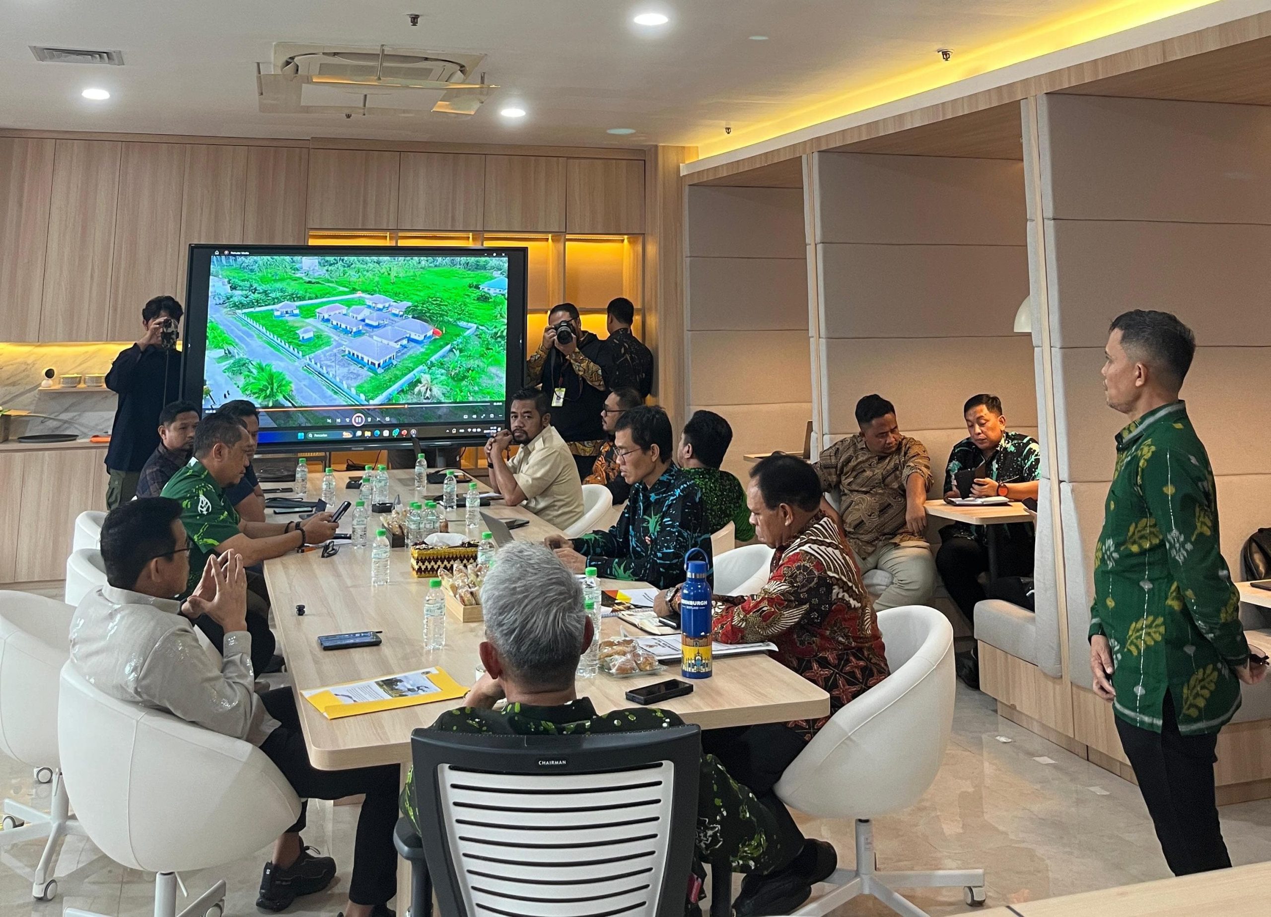 Atasi Kemiskinan, Bupati Parimo Ajukan Program Gerbang Desa ke Kemensos