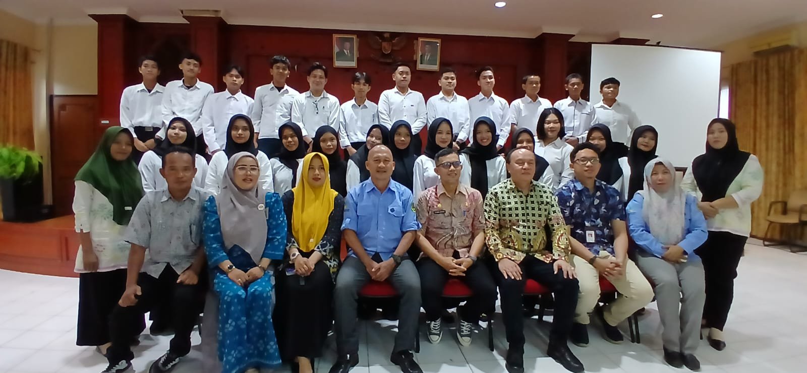 24 Calon Mahasiswa Poltekesos Asal Parimo Ikuti Ujian Tertulis Tahap Pertama