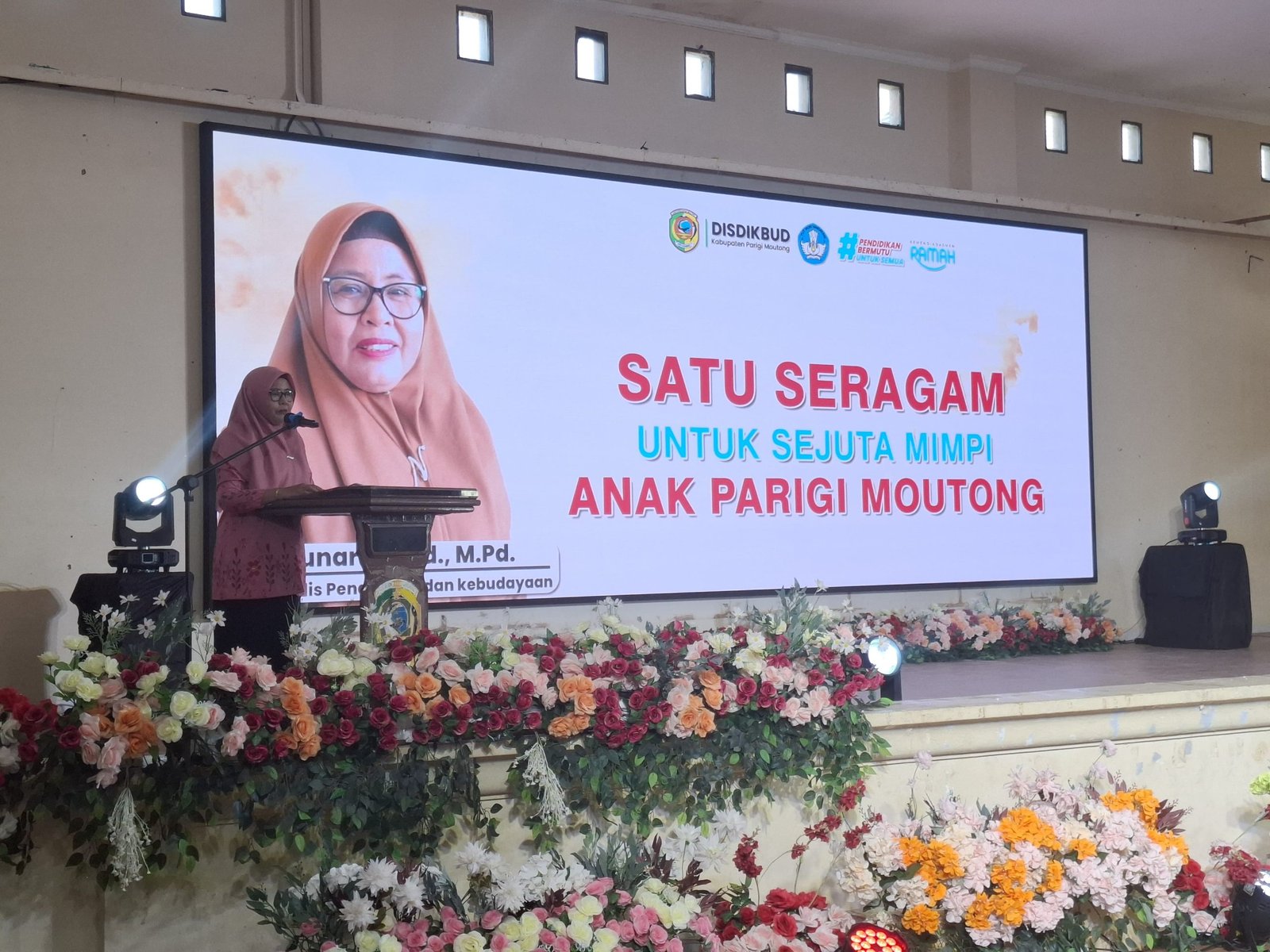 Launching Program 100 Hari Kerja Bupati: Seragam Sekolah Gratis untuk Sejuta Mimpi Anak Parimo