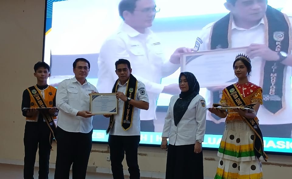 Erwin-Hestiwanti Siap Jalankan Amanah sebagai Ayah dan Bunda GenRe Parimo