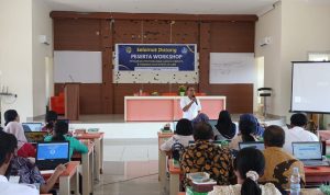 Disdikbud Parimo Gelar Workshop Penguatan Peran dan Disiplin Guru ASN