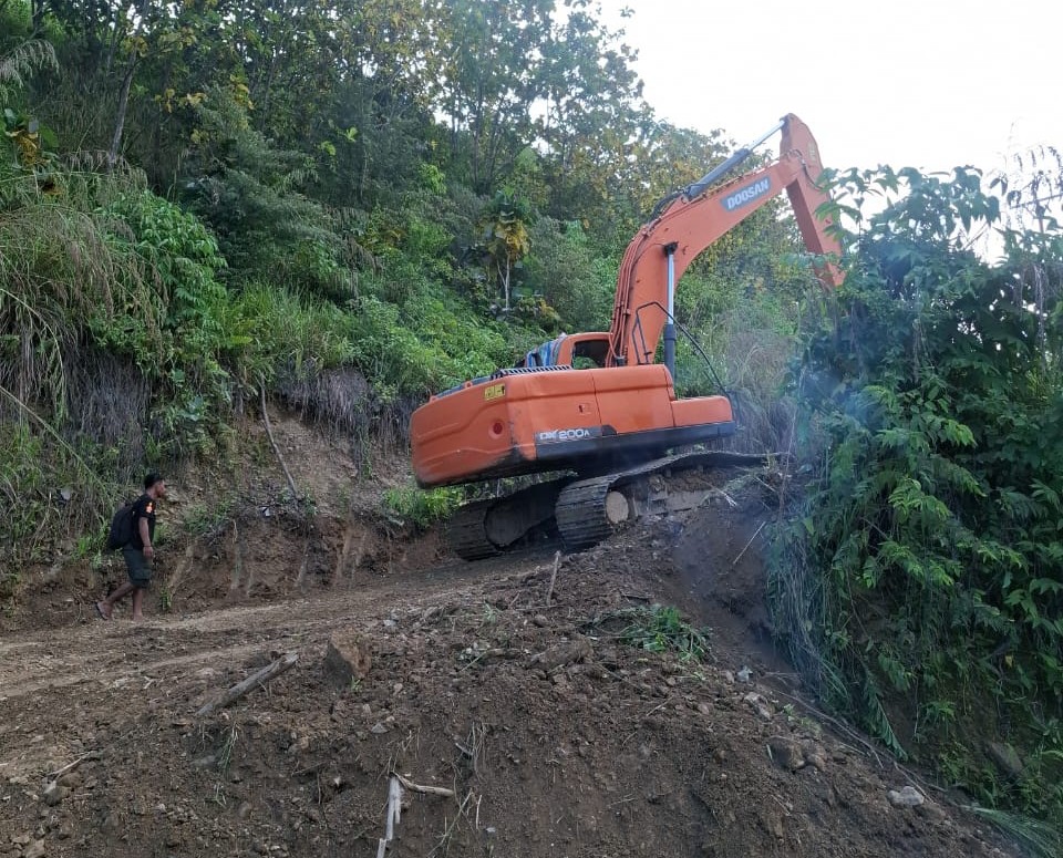 Pembukaan Akses Jalan di Tinombo Wujudkan Janji Politik Bupati Parimo