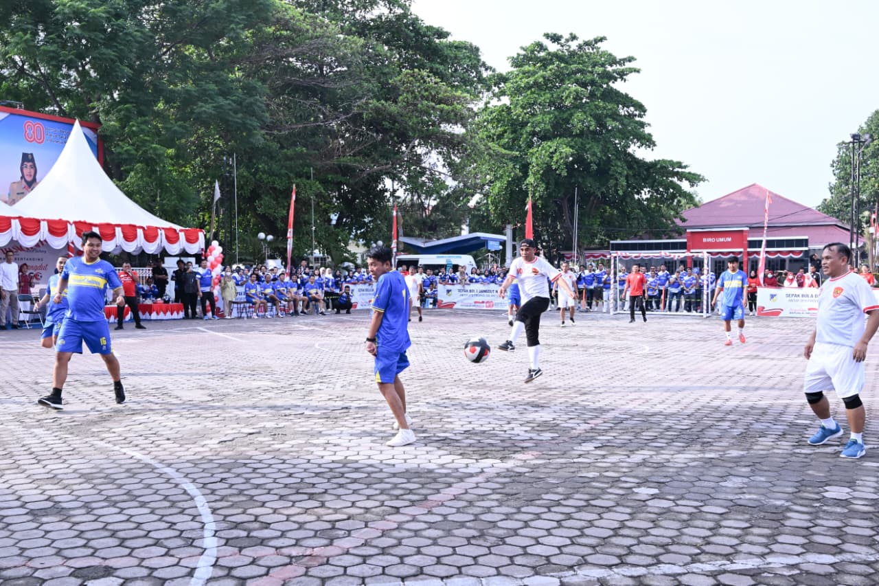 Sepak Bola Dangdut Nambaso Meriahkan HUT ke-80 RI di Sulteng