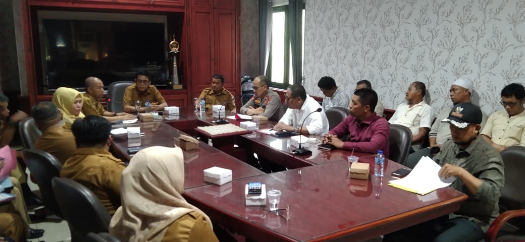 Bupati Parimo Nonaktifkan Kades Sigenti, Akhiri Polemik Berkepanjangan