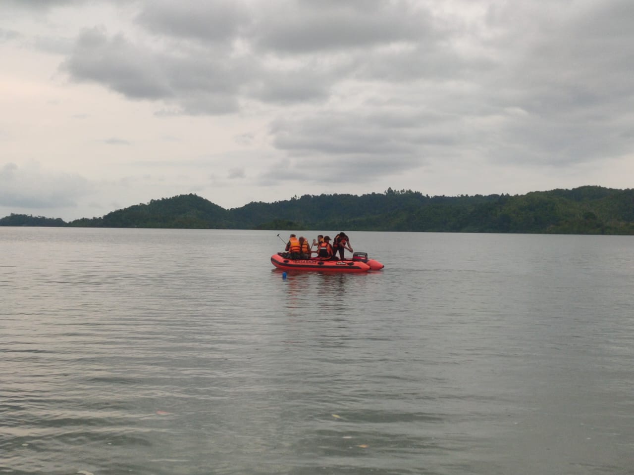 Nelayan Pemanah Ikan Hilang di Laut, Basarnas Imbau Warga Pesisir Waspada