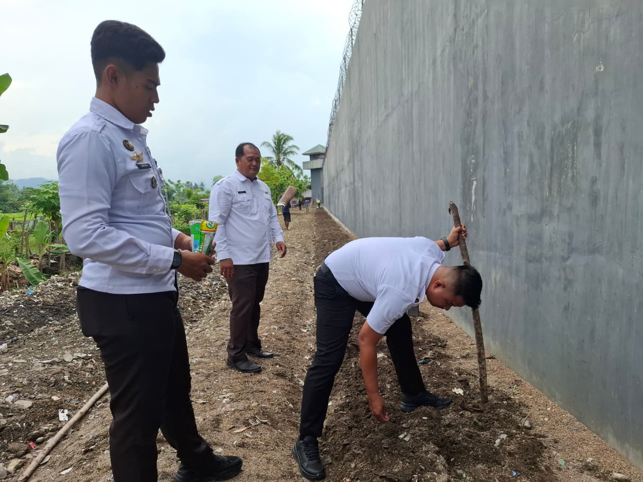 Program Kemandirian, Lapas Parigi Manfaatkan Lahan Kosong untuk Jagung